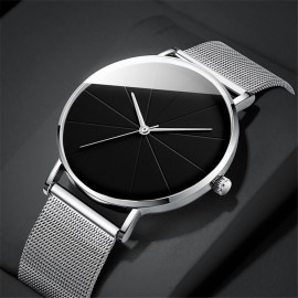 Unisex Chic Chronograph Quartz Watch - Japanese Movement, Vintage Mesh Strap with Studs, Analog Display