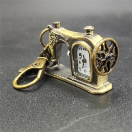 Vintage Bronze Sewing Machine Shaped Pocket Watch Keychain - Quartz Movement, Novelty Design, Creative Gift for Nurses, Bag Accessories, Pendant, Car Keychain, Unique Present