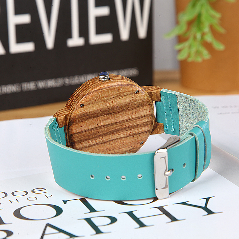 natural wood womens watch casual round pointer quartz watch vintage fashion analog genuine leather wrist watch details 4